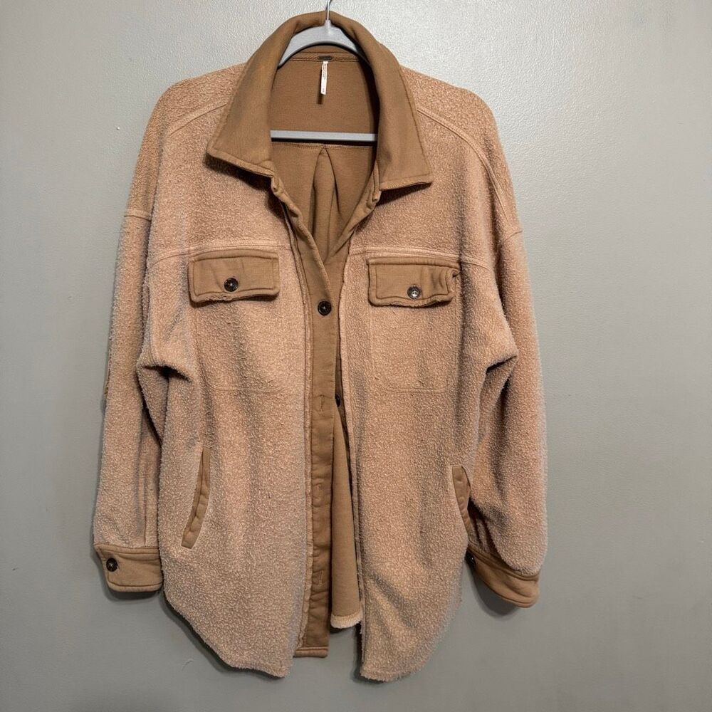 Free People Ruby Jacket, tan oversized fleece shacket size small - Picture 2 of 8